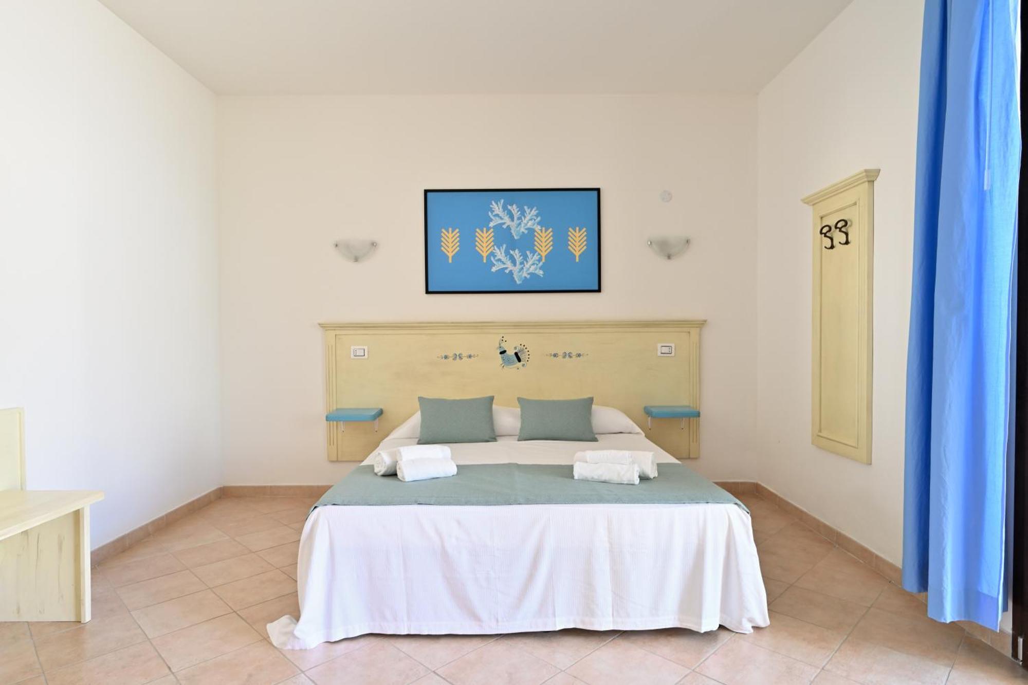 Mimose Beach Village Badesi Exterior foto
