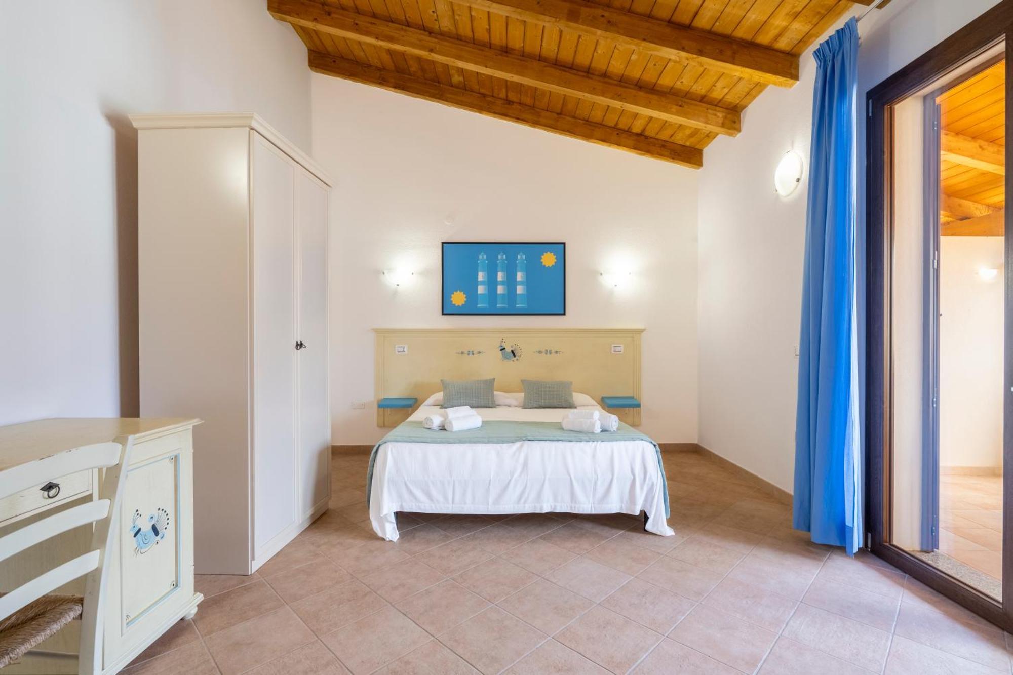 Mimose Beach Village Badesi Exterior foto